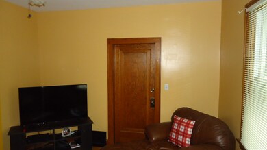 2527 York St, Blue Island, IL 60406 - photo 3