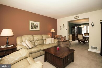 1807 Trenleigh Rd, Parkville, MD 21234 - photo 4