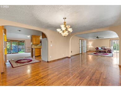 922 N Maple Ln, Canby, OR 97013 - photo 5