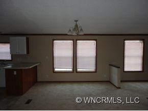 280 Lamonda Dr, Hendersonville, NC 28792 - photo 4