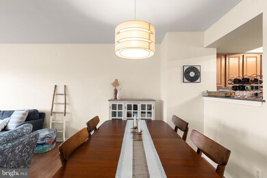 1361 Stoneleigh Ct, Stoney Beach, MD 21226 - photo 6