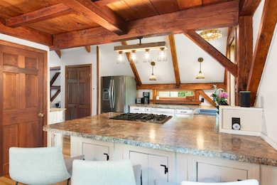 822 South St, Brattleboro, VT 05301 - photo 4