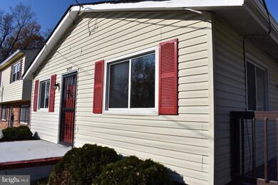 821 Clovis Ave, Capitol Heights, MD 20743 - photo 3