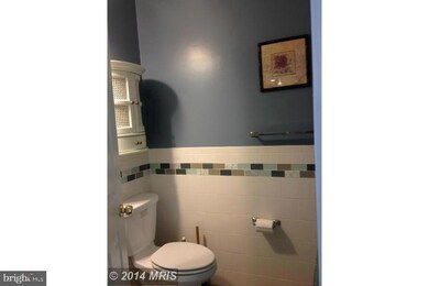 1598 Goldenrain Ct, Reston, VA 20190 - photo 5