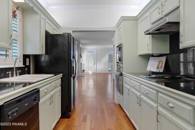 553 Esplanade-6