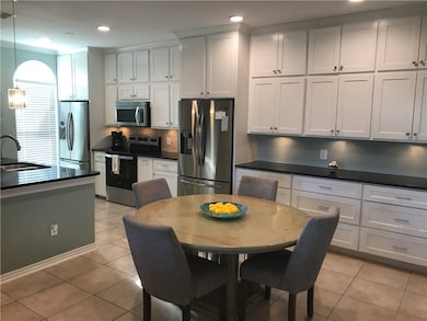 5026 Yorktown Blvd unit 29, Corpus Christi, TX 78413 - photo 6