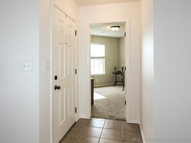 2705 W El Dorado St, Broken Arrow, OK 74011 - photo 3