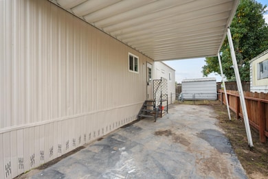 15761 Wood St unit 20, Delhi, CA 95315 - photo 6