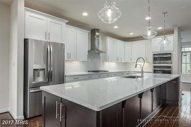 2358 Chadlington Rd, Falls Church, VA 22043 - photo 4