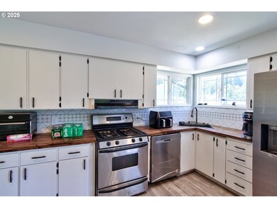 27038 Old Rainier Rd, Rainier, OR 97048 - photo 5