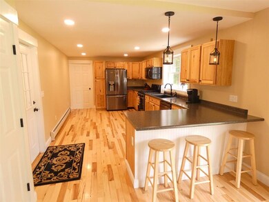 267 Indian Point St, Newport, VT 05855 - photo 5