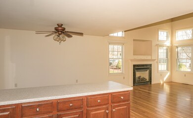 26 Royal Ave, Dracut, MA 01826 - photo 7