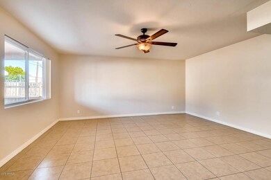 446 E Franklin Ave Mesa AZ-large-005-7-L