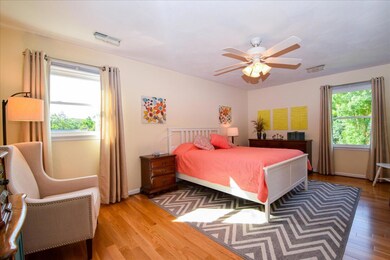 13-7168 Twin Forks-13