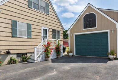 49 Euclid Ave Portland ME-large-005-044-