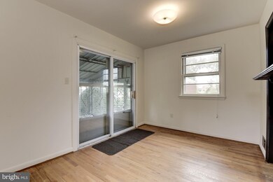 2331 Scott Key Dr, District Heights, MD 20747 - photo 7