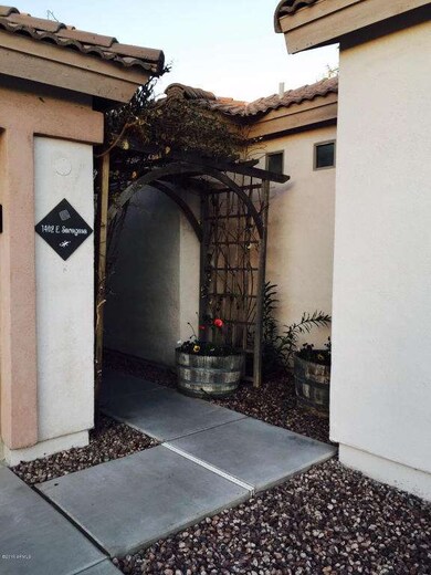 1402 E Saragosa St, Chandler, AZ 85225 - photo 2