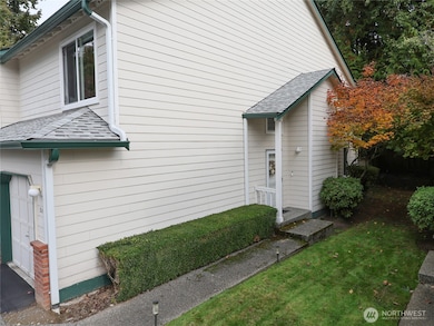 1131 115th St SW unit E4, Everett, WA 98204 - photo 2