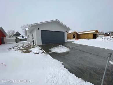 309 Valle Bonita Dr, Farmington, NM 87401 - photo 2