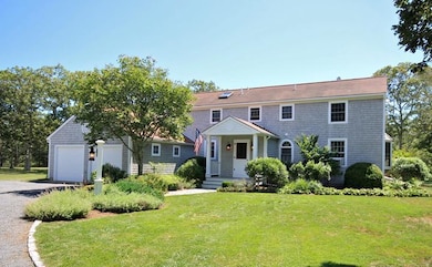 10 Quampache Ln, Edgartown, MA 02539 - photo 2
