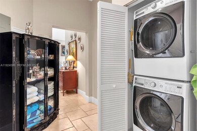 Colonnade at Dadeland unit 320, Miami, FL 33143 - photo 7