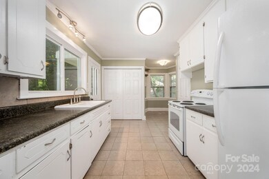 167 May Dr, Statesville, NC 28677 - photo 5