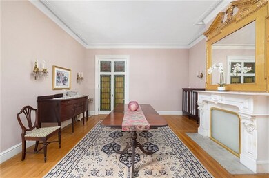 42 High St unit 4, Bristol, RI 02809 - photo 4