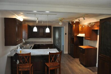 5557 U S 20, Freeport, IL 61032 - photo 4