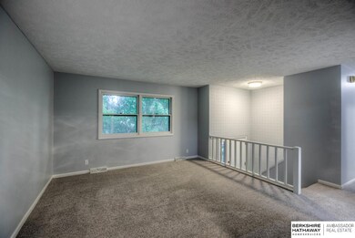 12961 Larimore Cir, Omaha, NE 68164 - photo 5
