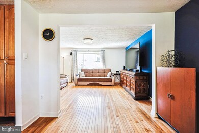 19017 Jamieson Dr, Germantown, MD 20874 - photo 7