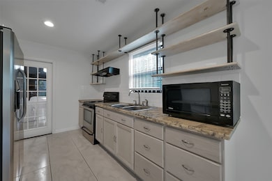 5038 Creekmont Dr, Houston, TX 77091 - photo 7