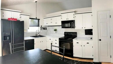 04-Kitchen