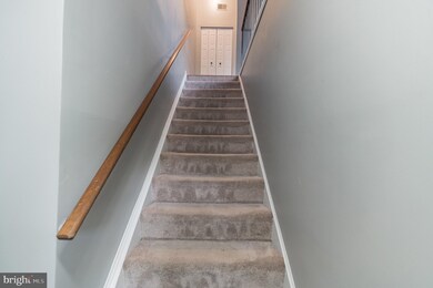 11310 Corinthian Ct, Germantown, MD 20876 - photo 3