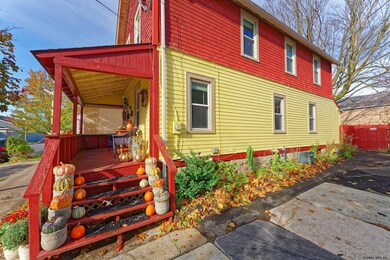 127 Division St, Saratoga Springs, NY 12866 - photo 5