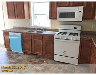 31 Nicholas Dr, Wareham, MA 02571 - photo 5