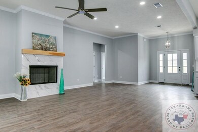 1048 Brown Dr, Wake Village, TX 75501 - photo 7