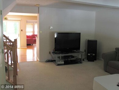 4977 Lockard Dr, Owings Mills, MD 21117 - photo 4