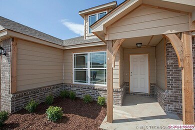 8992 S 254th East Ave, Broken Arrow, OK 74014 - photo 2