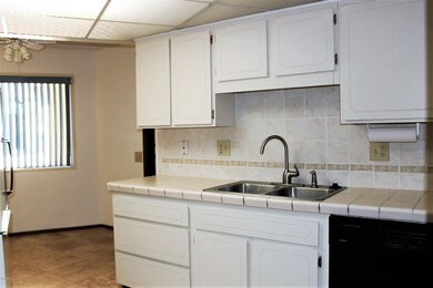 13802 N 109th Ave, Sun City, AZ 85351 - photo 6