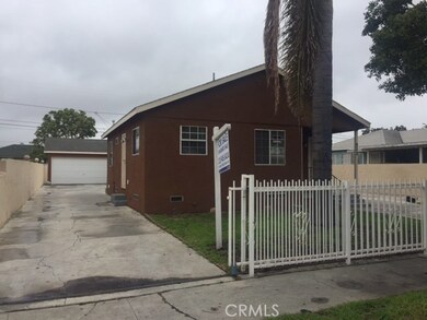 932 W 152nd St, Compton, CA 90220 - photo 2