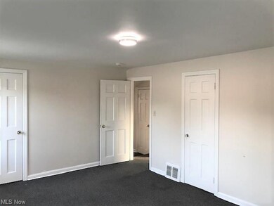 Upstairs Bedroom 1