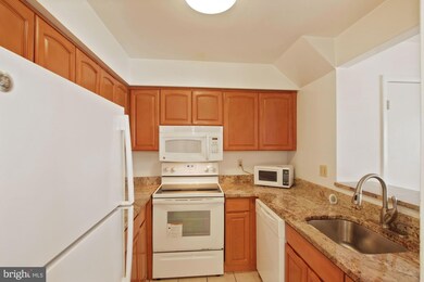 5 Appledowre Ct, Germantown, MD 20876 - photo 7