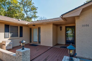 1006 Kiowa Dr W, Gainesville, TX 76240 - photo 5