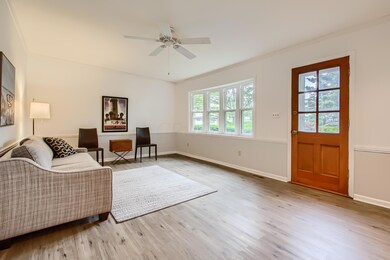 17 Family Room