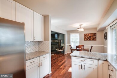 1063 Berkley Dr, Sykesville, MD 21784 - photo 5