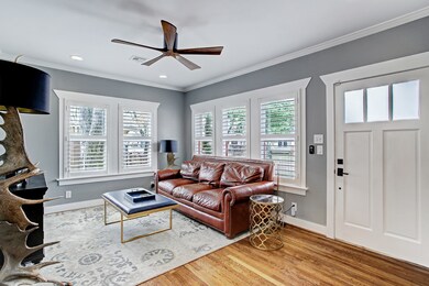 802 W Melwood St, Houston, TX 77009 - photo 3