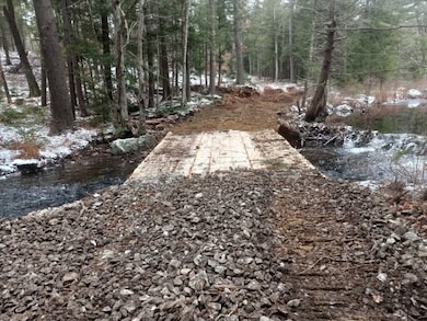 24 Brook Rd, Amherst, NH 03031 - photo 2