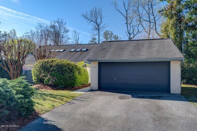 2 Car Detached Garage