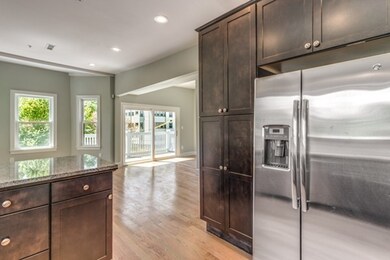 242 Poplar St unit 3, Roslindale, MA 02131 - photo 2