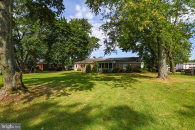 2049 N Line St unit 71, Lansdale, PA 19446 - photo 2